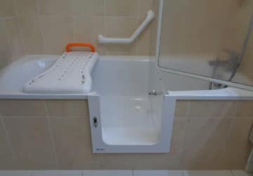 Combiné baignoire douche senior